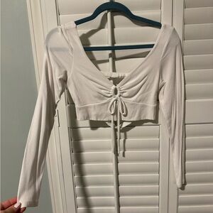 Women's White Ruched Long Sleeve Top
